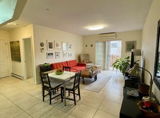 30-39 38th St #3R, Astoria, NY 11103
