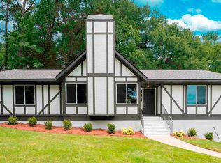 1228 Macqueen Dr, Helena, AL 35080