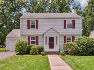 315 Cumberland Rd, West Hartford, CT 06119