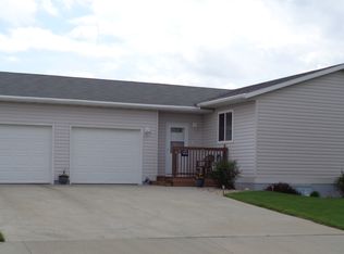 2908 Downs Ave, Watertown, SD 57201