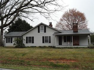 1086 Nance Rd, King, NC 27021