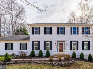 7088 Auburn Mill Rd, Warrenton, VA 20187