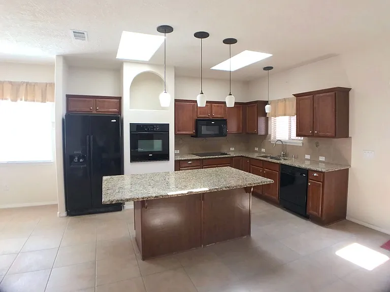 815 Desert Marigold Ct — Photo 6
