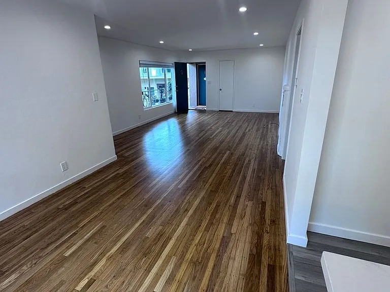 221 N El Camino Real — Photo 19