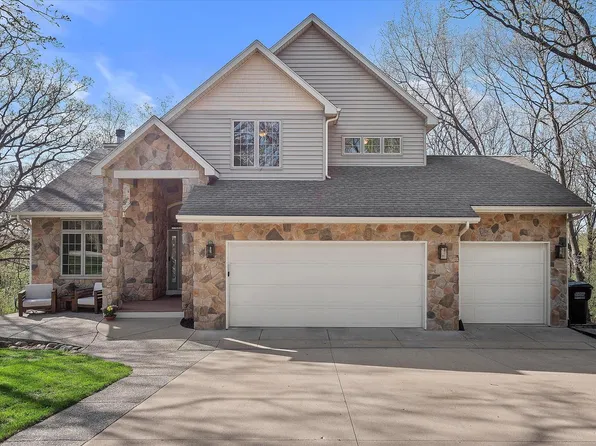 W589 Hillcrest DRIVE, Genoa City, WI 53128