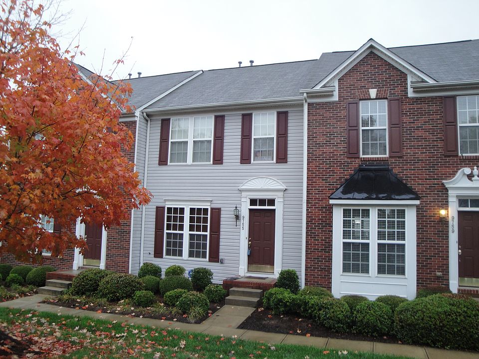 1st image of 9755 Mallard Glen Dr