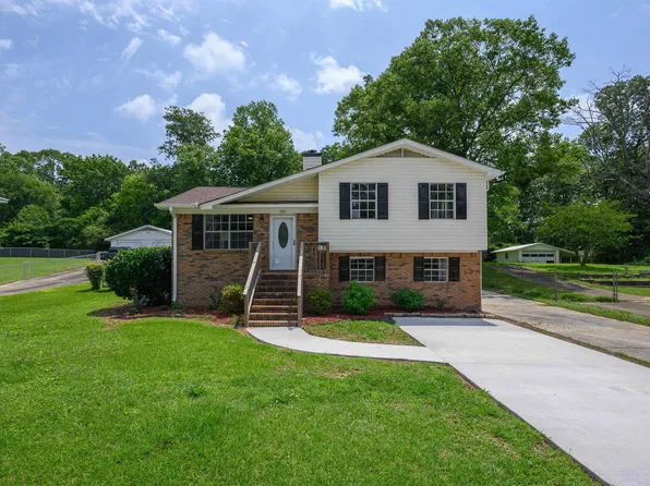 1201 7th Ave N, Pleasant Grove, AL 35127