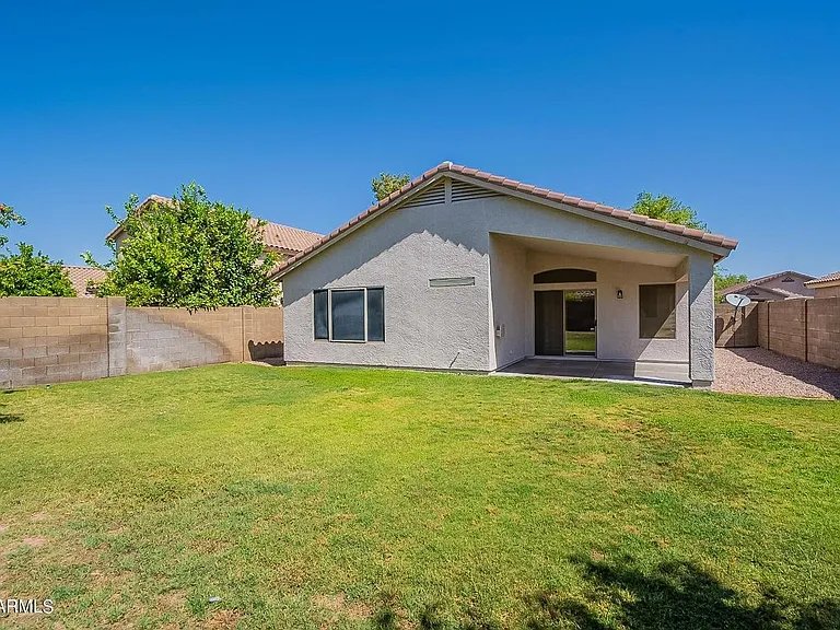 7035 W Phelps Rd — Photo 27