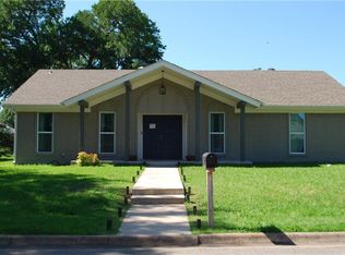 811 Starlight Dr, Sherman, TX 75090