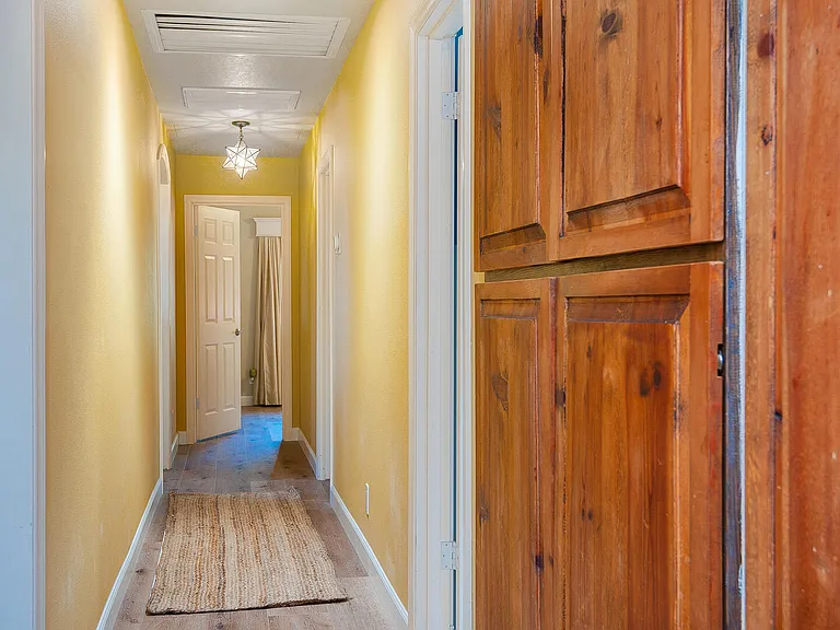 1527 Calavo Dr — Photo 26
