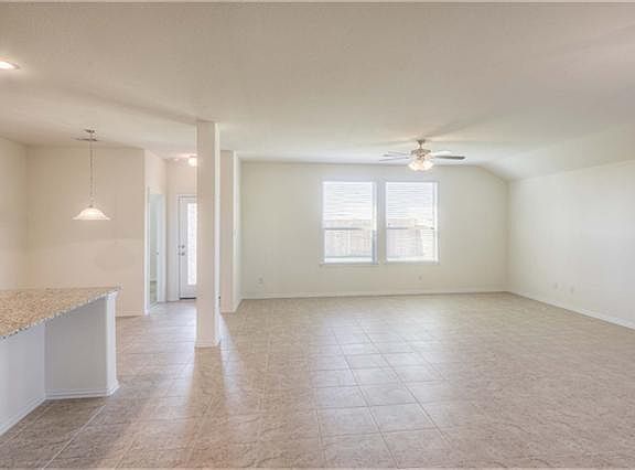 5th image of 8410 Green Paseo Pl
