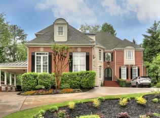 2190 Waldrop Rd, Marietta, GA 30066