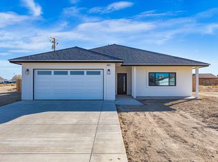 9512 Peach Ave, California City, CA
