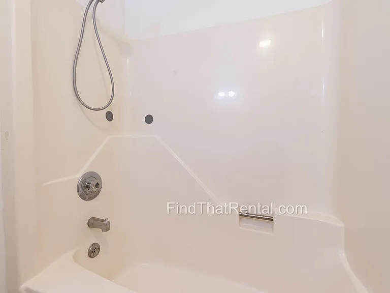 1030 Northfield Dr — Photo 24