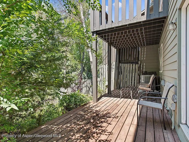 37 Sagewood Ct — Photo 23