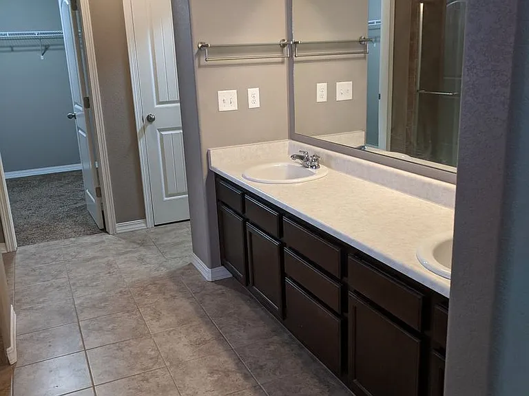 7536 Shallow Brooke Pl — Photo 11