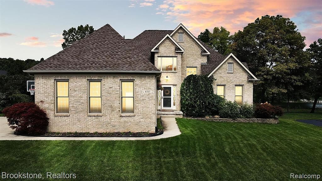 8357 Brookstone Ln Clarkston MI 48348 Zillow