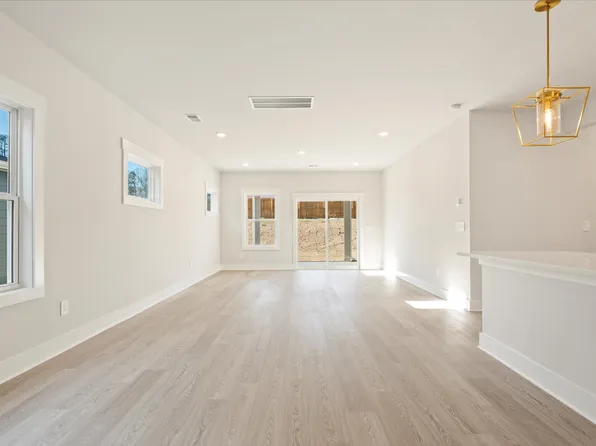 Paisley Plan, Pleasant Brook