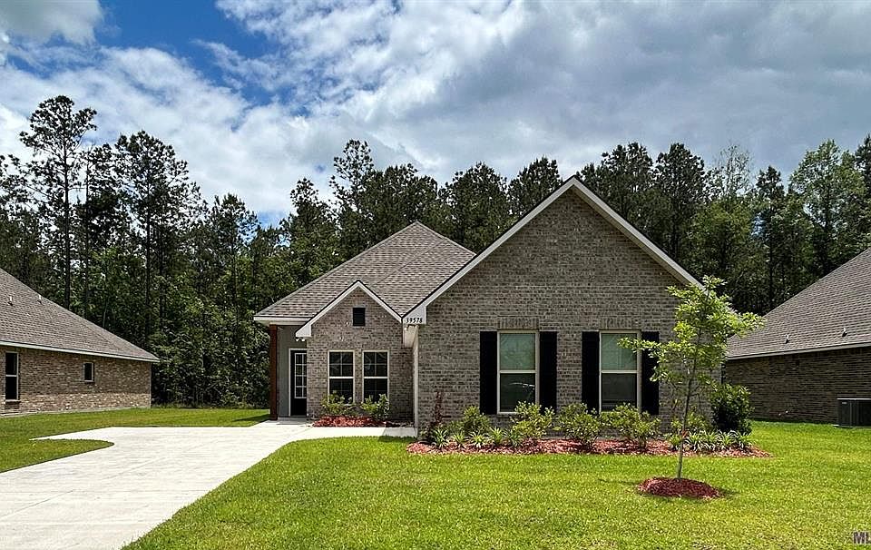 1st image of 39578 White Sand Ln