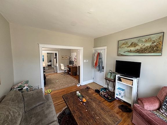 4th image of 2627 Minnesota Ave Unit 1S