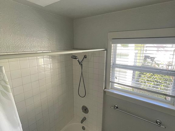 5th image of 1212 Essex St
