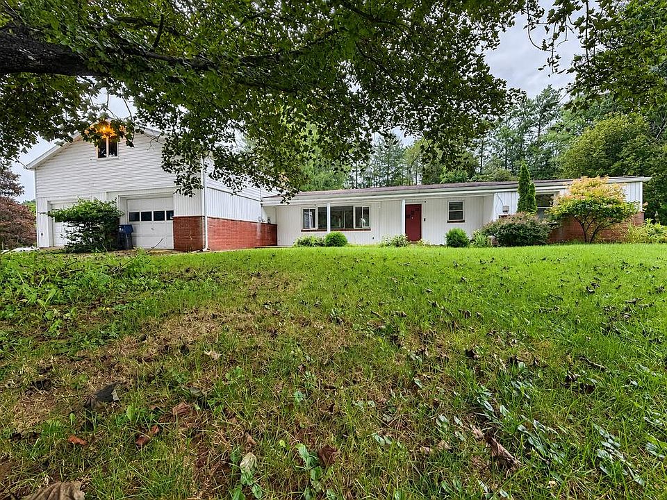 1st image of 35 Pioneer Rd
