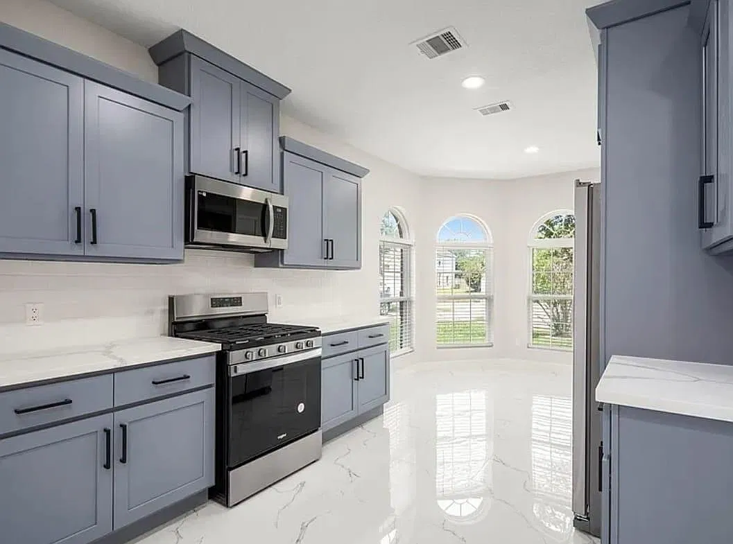 3 bed, 2.0 bath, 1791 sqft, $1,900 — Photo 3