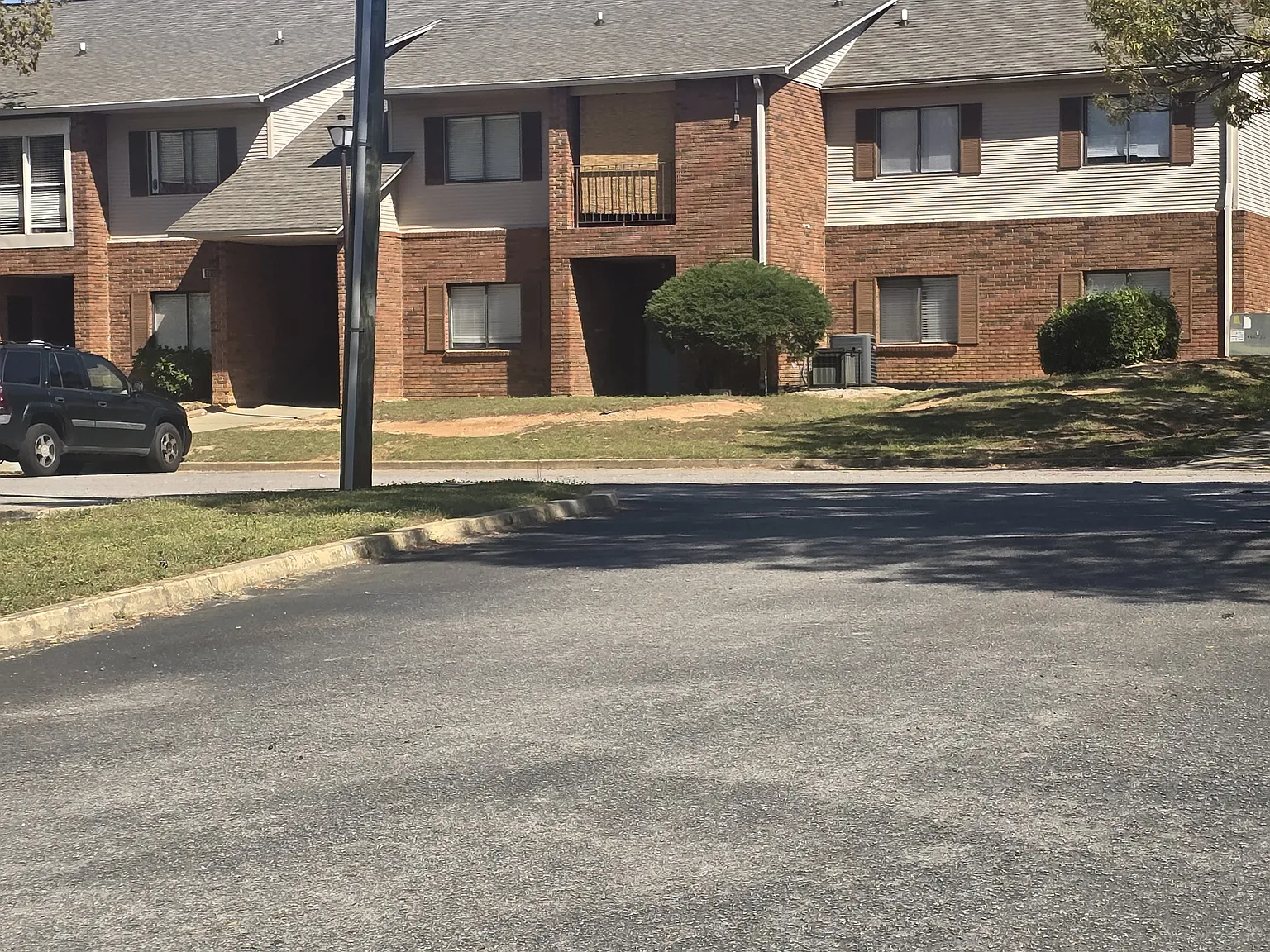 2 bed, 2.5 bath, 950 sqft, $911 — Photo 4