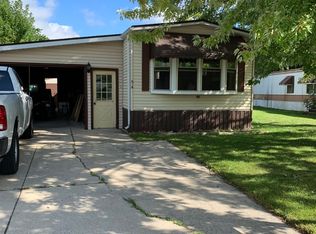 54 Brushwood Dr, Matteson, IL 60443