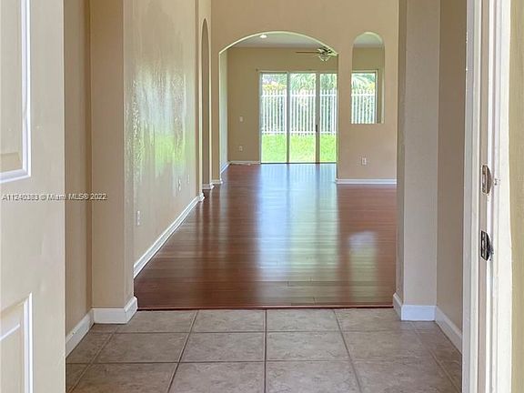 3rd image of 2247 Portofino Ave