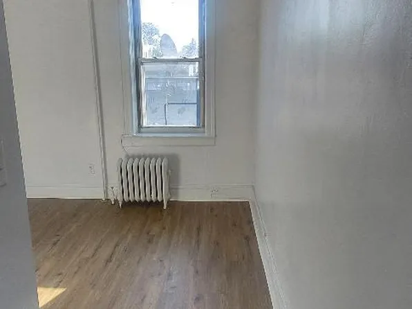 341 72nd Street image 8 of 9