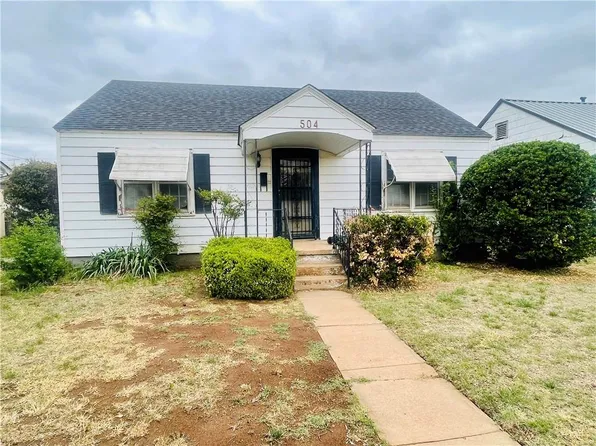 504 N Willard St, Altus, OK 73521