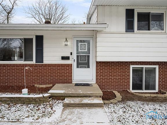 4th image of 3665 Southlawn Dr