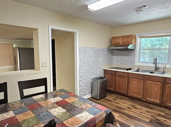 3223 Shallowford Rd NE, Atlanta, GA 30341