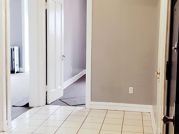 5th image of 4550 S King Dr APT 2