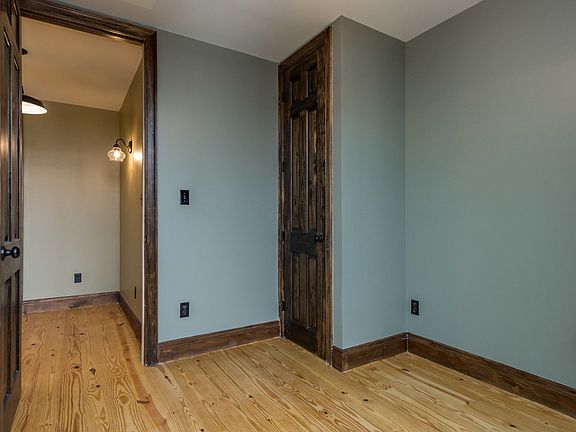 4th image of 45 Newell St #4F