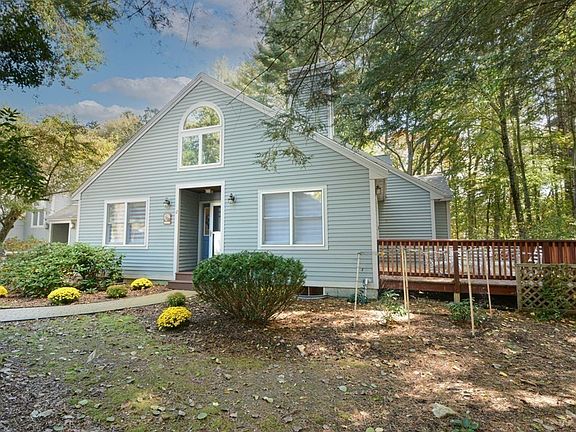 2nd image of 12 Deer Grass Ln