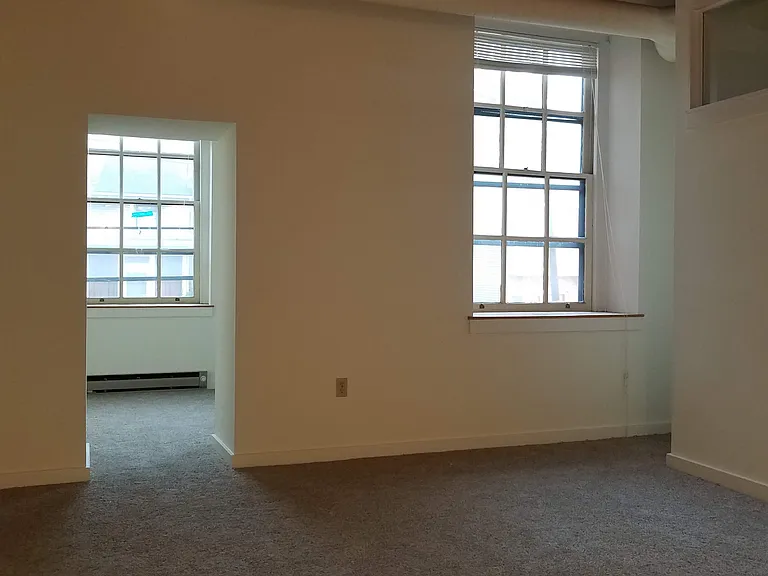 Shoe Factory Apartments — Photo 13