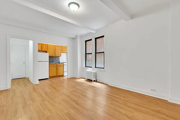 Rented by Cooper & Cooper Real Estate | media 12