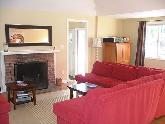 Living Room w/ Fireplace