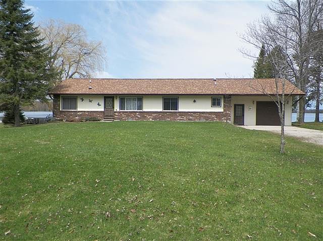 1st image of 10079 E Munro Lake Dr