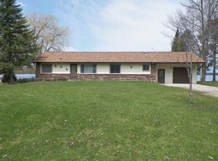 10079 E Munro Lake Dr, Levering, MI 49755
