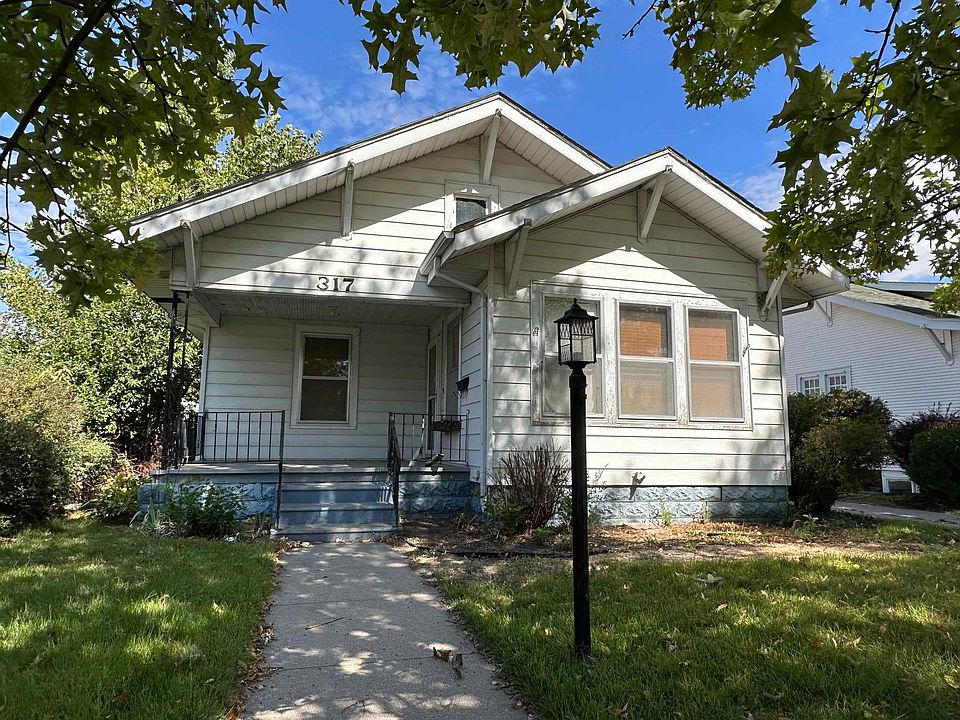 1st image of 317 W 28th St