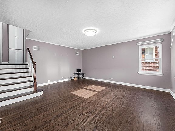 2nd image of 931 S 24th Ave
