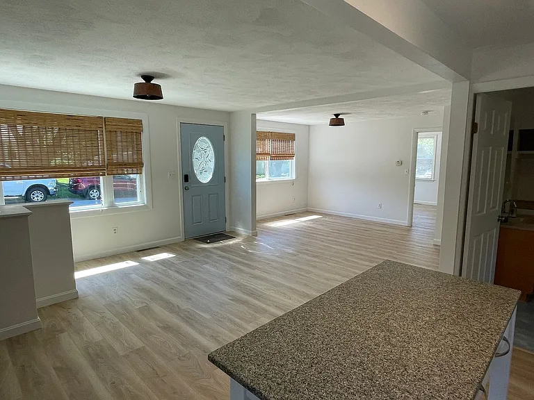 22 Mason Street Ext — Photo 3