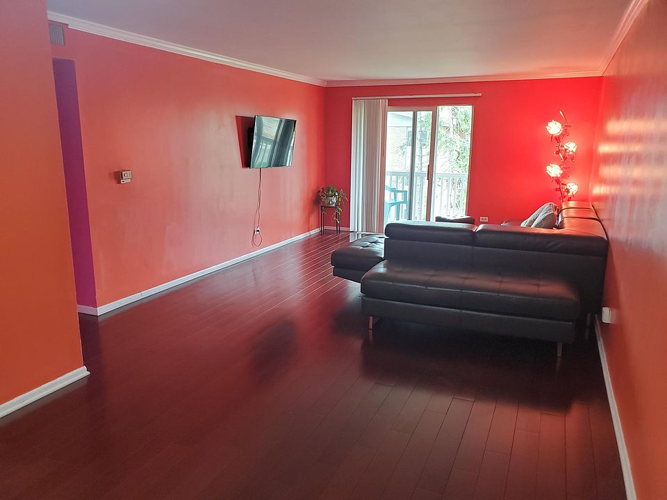 1st image of 920 Beau Dr Unit 305