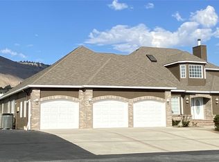 906 Poplar Ave, Wenatchee, WA 98801