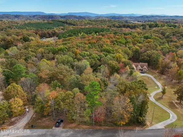 721 County Rd, Riceville, TN 37370