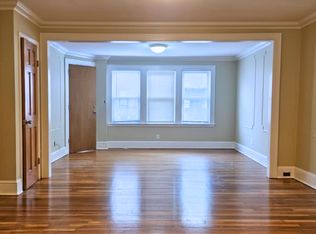 20-68 32nd St #1, Astoria, NY 11105