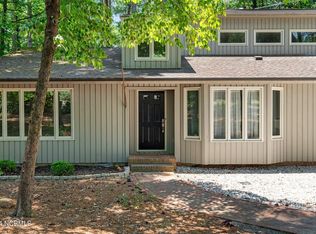 618 Chelsea Dr, Sanford, NC 27332